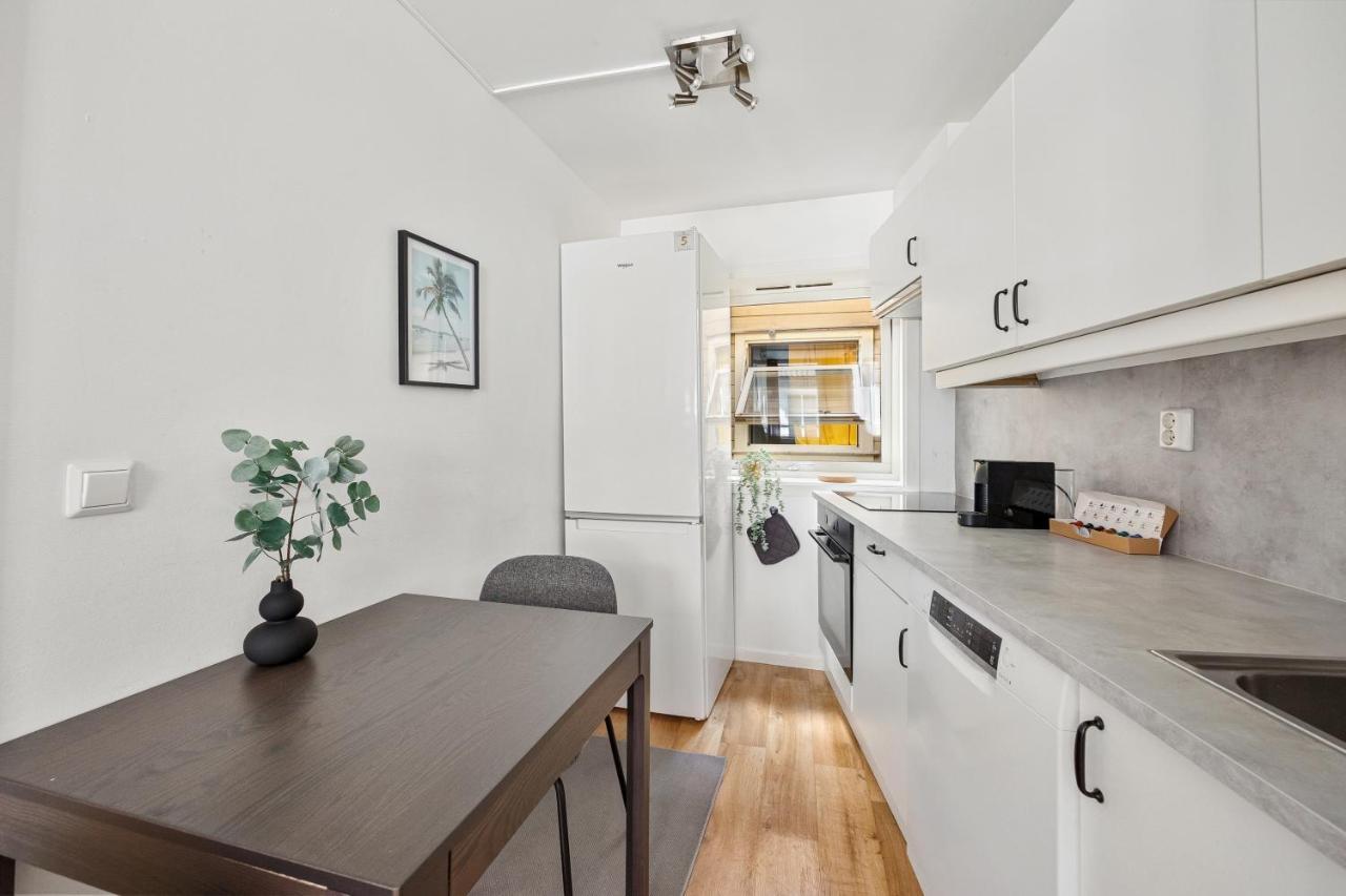 Family Friendly 3Br - Fast Wi-Fi - Behind Bryggen Apartment Bergen Ngoại thất bức ảnh